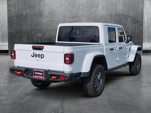 2025 Jeep Gladiator Mojave X