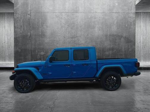 2025 Jeep Gladiator Nighthawk