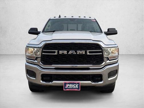 2019 RAM 2500 Tradesman Crew Cab 4x4 8' Box