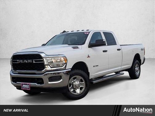 2019 RAM 2500 Tradesman Crew Cab 4x4 8' Box