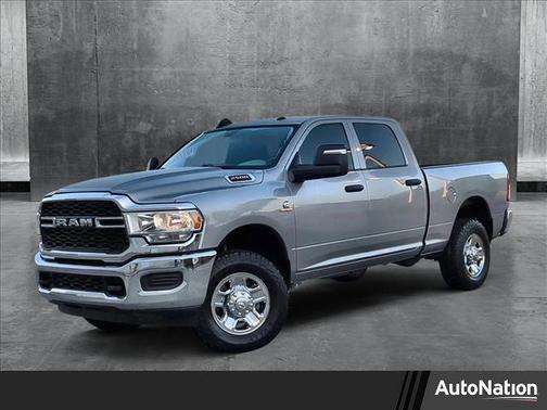 2023 RAM 2500 Tradesman Crew Cab 4x4 6'4' Box