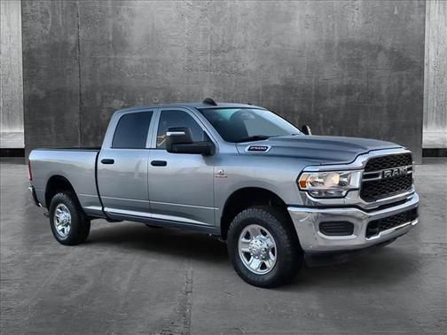 2023 RAM 2500 Tradesman Crew Cab 4x4 6'4' Box