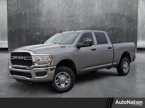 2023 RAM 2500 Tradesman Crew Cab 4x4 6'4' Box