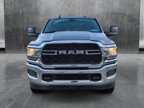 2023 RAM 2500 Tradesman Crew Cab 4x4 6'4' Box