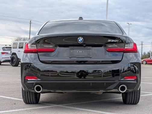 2023 BMW 330 330i
