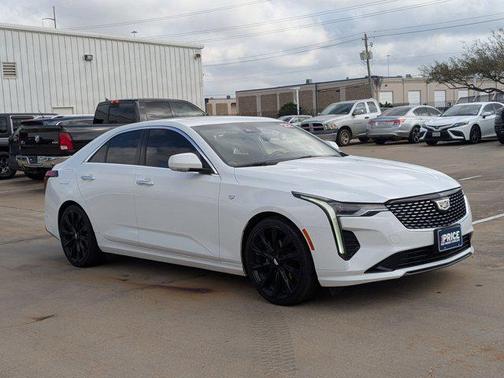 2022 Cadillac CT4 Luxury