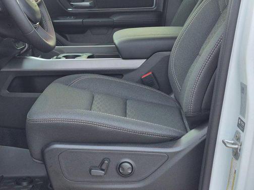 Bright White Clearcoat 2026 RAM 1500 Lone Star