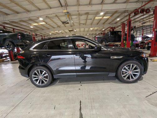 2019 Jaguar F-PACE 25t Prestige