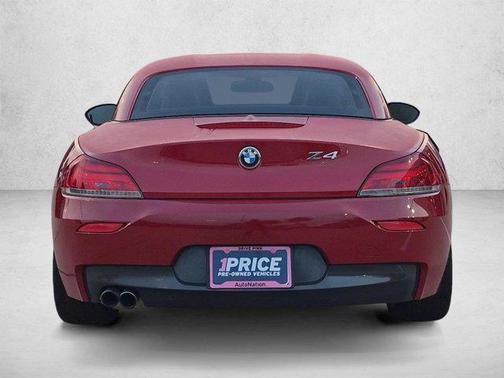 Melbourne Red Metallic 2014 BMW Z4 sDrive28i