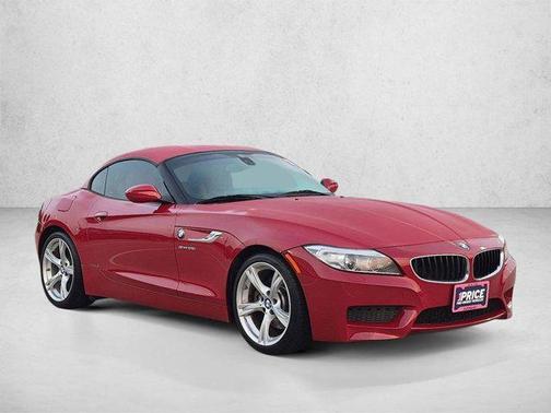 Melbourne Red Metallic 2014 BMW Z4 sDrive28i