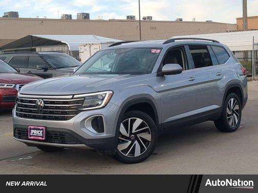 2025 Volkswagen Atlas 2.0T SE w/Technology 4MOTION