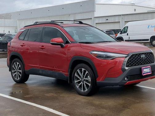 2024 Toyota Corolla Cross XLE