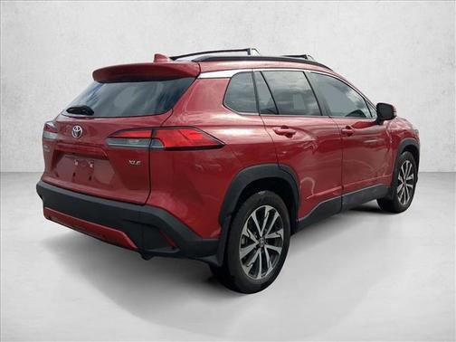 2024 Toyota Corolla Cross XLE