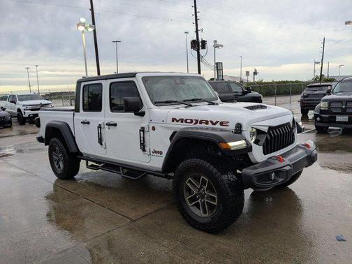 2024 Jeep Gladiator Mojave