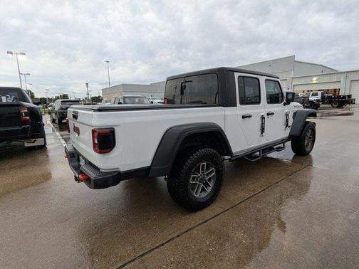 2024 Jeep Gladiator Mojave