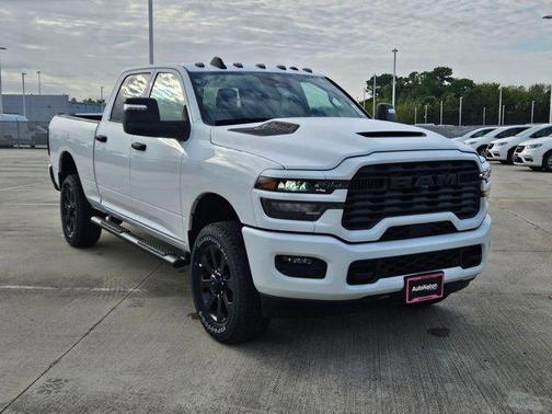 2026 RAM 2500 Black Express Crew Cab 4x4 6'4' Box