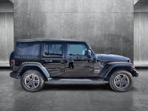 2023 Jeep Wrangler 4-Door Sahara 4x4