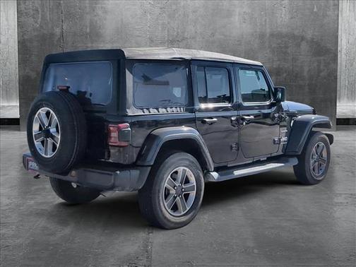 2023 Jeep Wrangler 4-Door Sahara 4x4