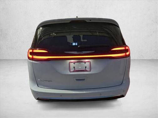 2025 Chrysler Pacifica L