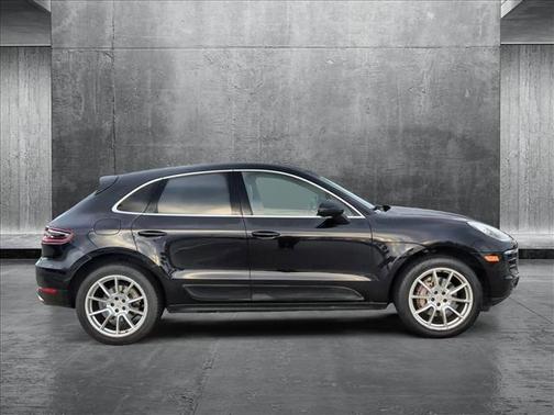 2016 Porsche Macan S