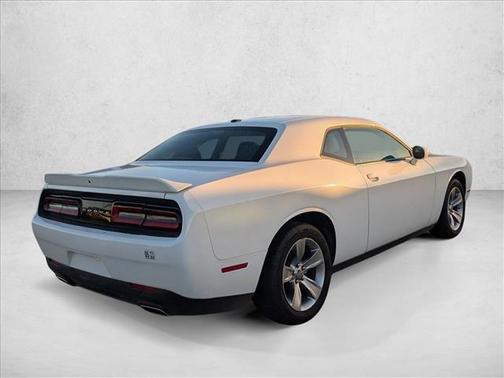 2022 Dodge Challenger SXT