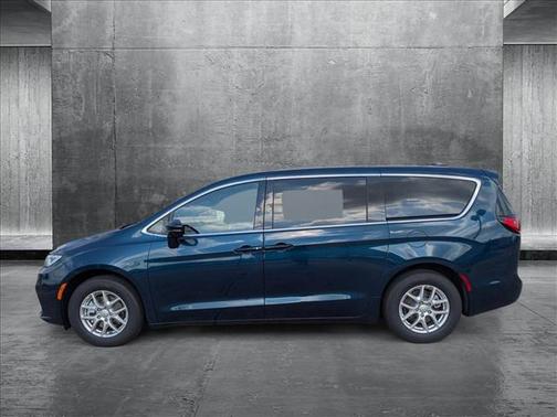 2025 Chrysler Pacifica L