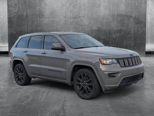 2021 Jeep Grand Cherokee Laredo