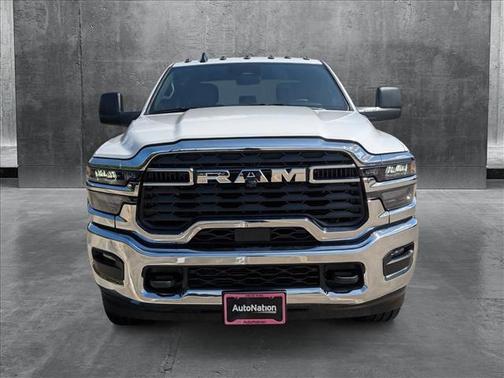 2025 RAM 2500 Tradesman Crew Cab 4x4 6'4' Box