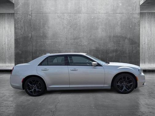 2023 Chrysler 300 S