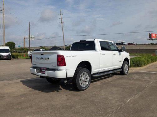 2025 RAM 2500 Laramie Crew Cab 4x4 6'4' Box