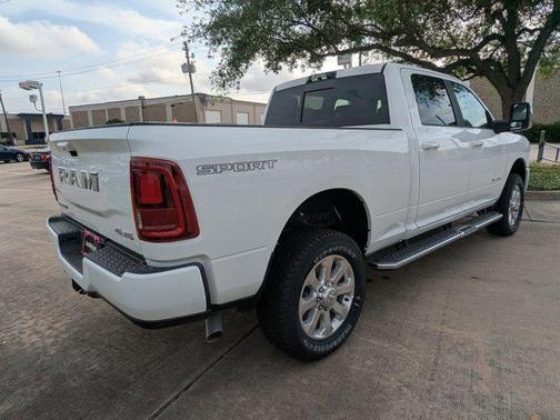 2025 RAM 2500 Laramie Crew Cab 4x4 6'4' Box