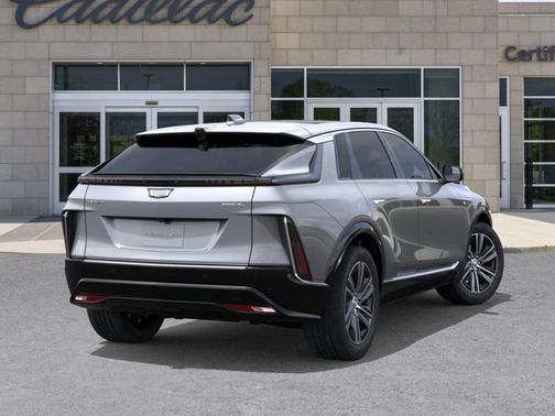 2026 Cadillac LYRIQ V