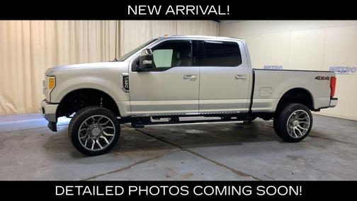 Ingot Silver 2017 Ford F-250 Lariat