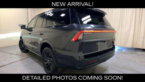 Starlight 2025 Lincoln Navigator Reserve