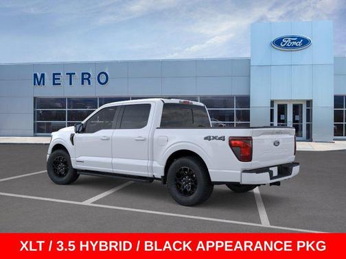 Oxford White 2025 Ford F-150 XLT