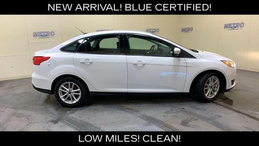 Oxford White 2017 Ford Focus SE