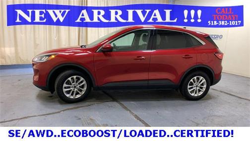 2020 Ford Escape SE