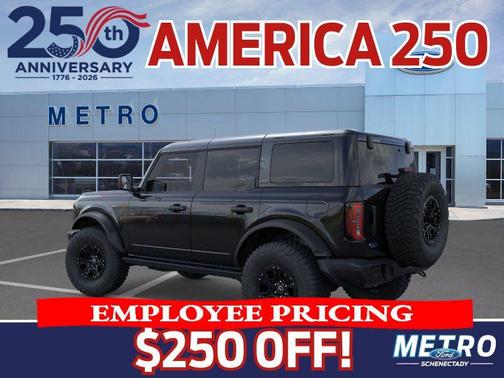 Shadow Black 2026 Ford Bronco Badlands