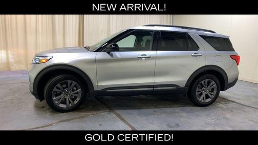 Iconic Silver Metallic 2023 Ford Explorer XLT