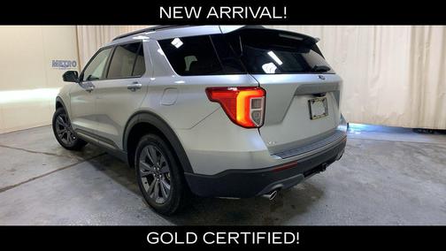 Iconic Silver Metallic 2023 Ford Explorer XLT