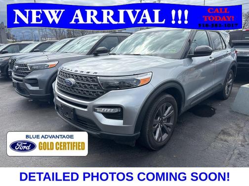 Iconic Silver Metallic 2023 Ford Explorer XLT