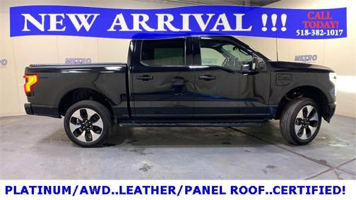 2022 Ford F-150 Lightning Platinum