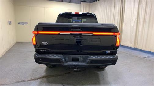 2022 Ford F-150 Lightning Platinum