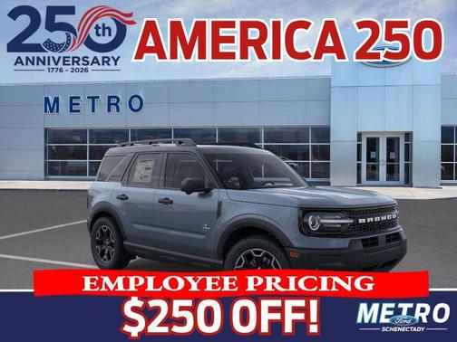 Azure Gray Metallic Tri-Coat 2026 Ford Bronco Sport Outer Banks
