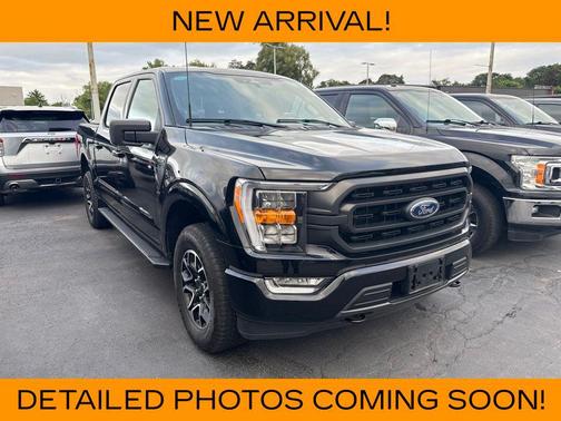Black Metallic 2023 Ford F-150 XLT