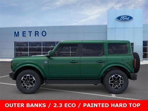 2025 Ford Bronco Outer Banks