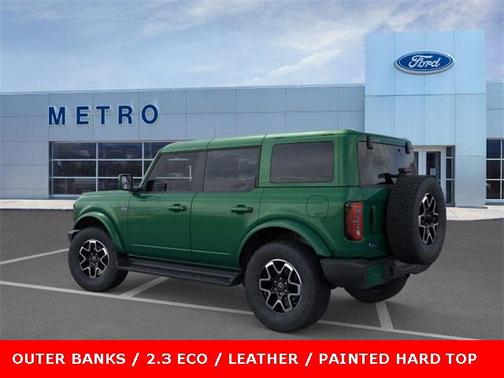 2025 Ford Bronco Outer Banks