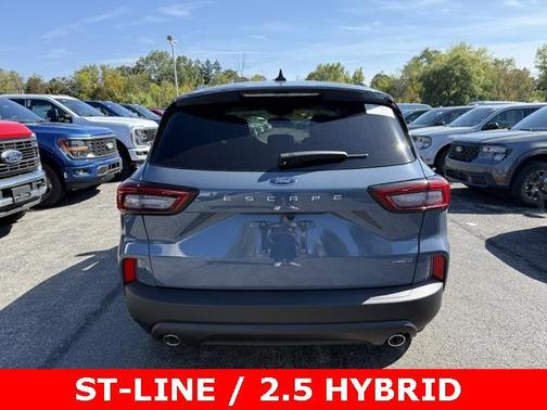 2025 Ford Escape ST-Line Select