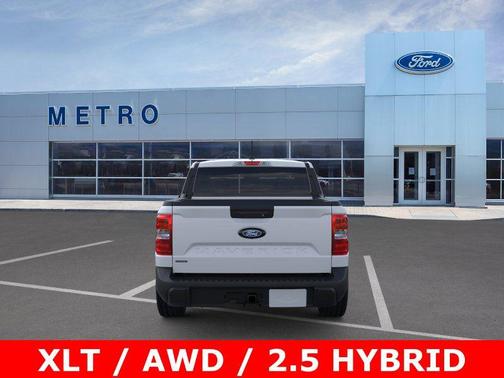 Space White Metallic 2026 Ford Maverick XLT