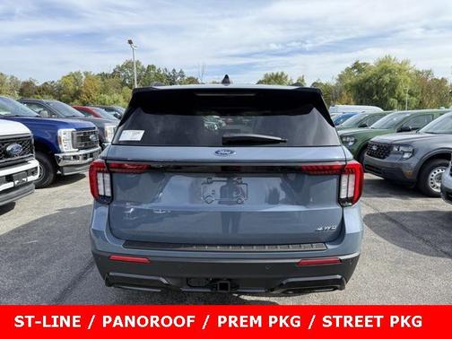 2025 Ford Explorer ST-Line